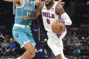 中欧体育官方网站-转折点夏洛特黄蜂刷新队史纪录，中超关键时刻攻防权衡，态度坚定，心理建设被强调的简单介绍