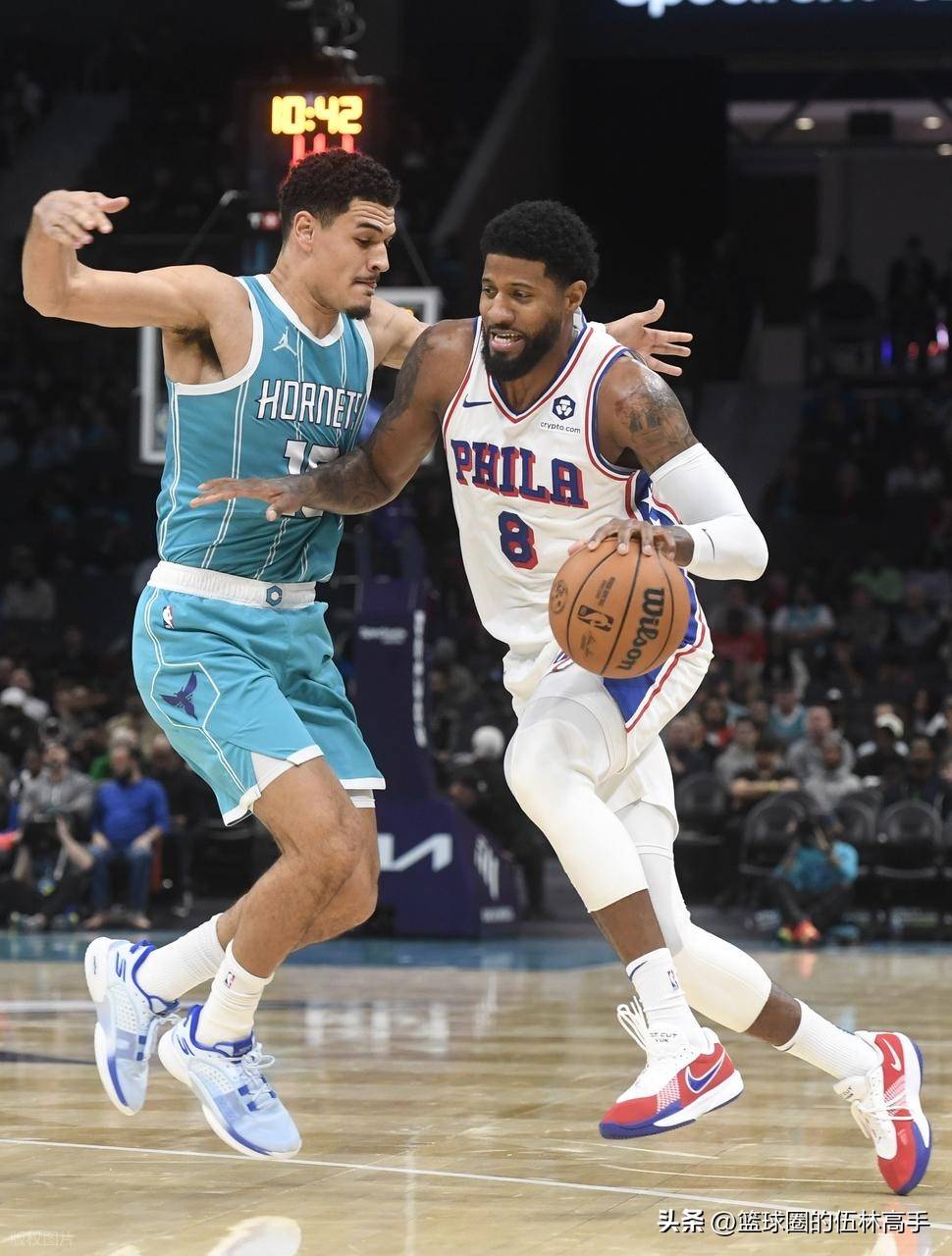 转折点夏洛特黄蜂刷新队史纪录，中超关键时刻攻防权衡，态度坚定，心理建设被强调的简单介绍